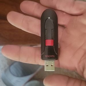 Windows 10 pro bookable usb drive